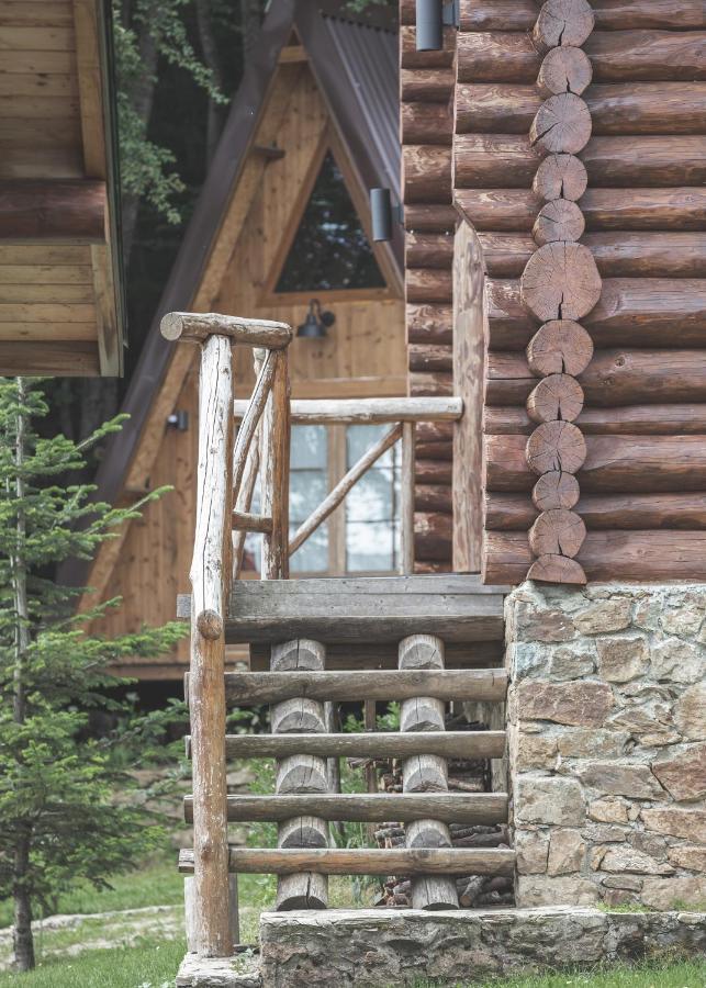 Sfendamos Wood Village Naousa  Eksteriør billede
