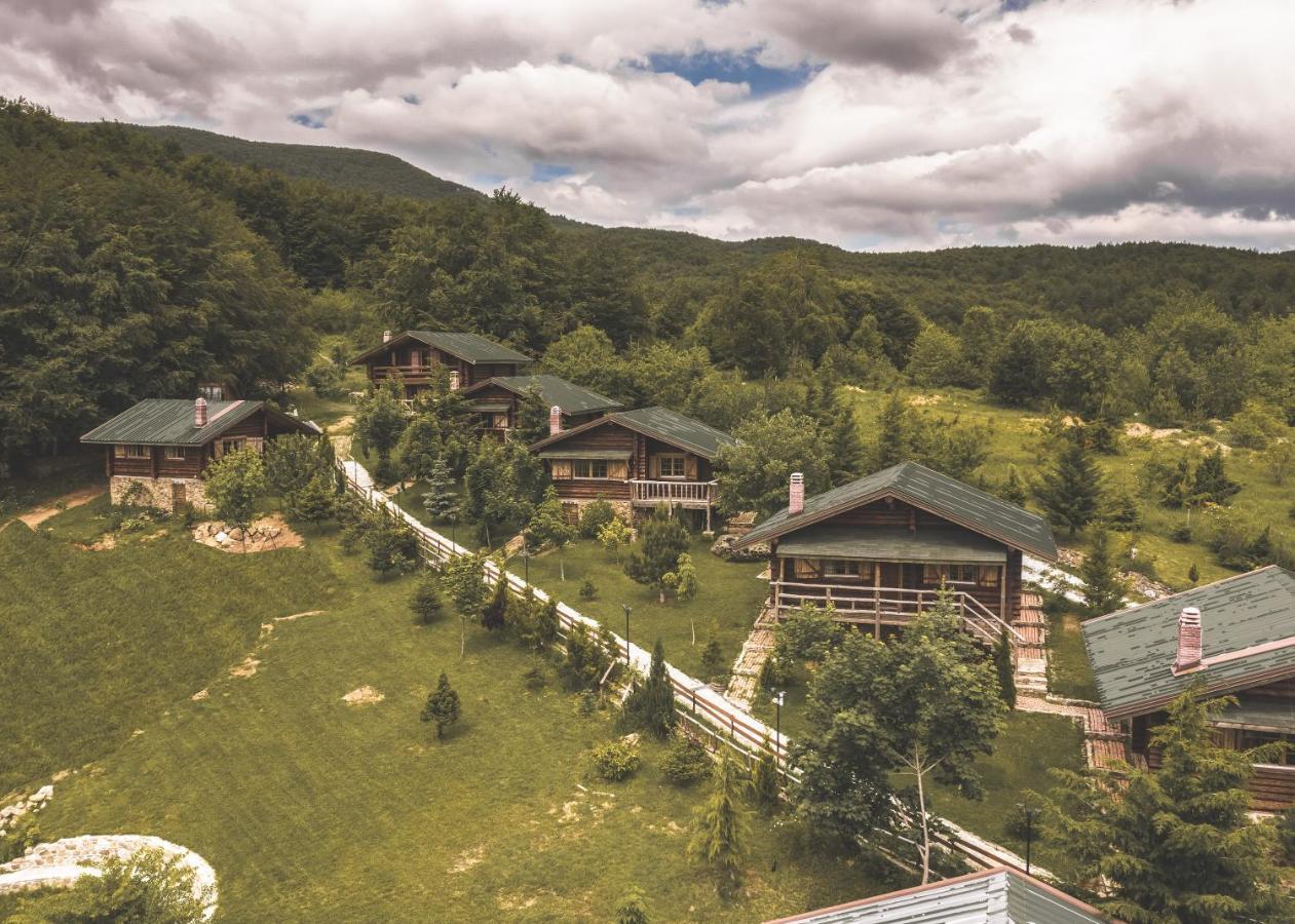 Sfendamos Wood Village Naousa  Eksteriør billede