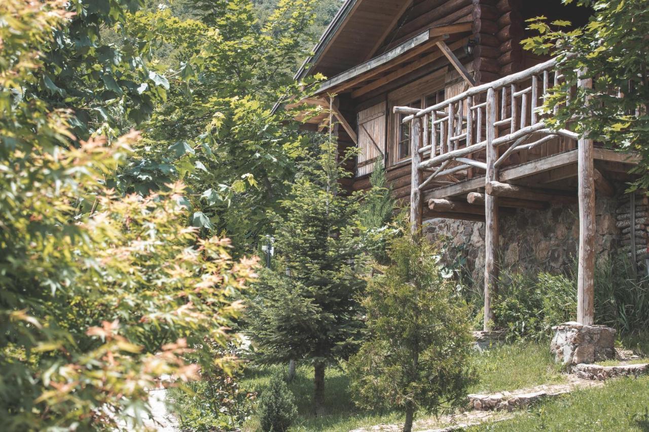 Sfendamos Wood Village Naousa  Eksteriør billede